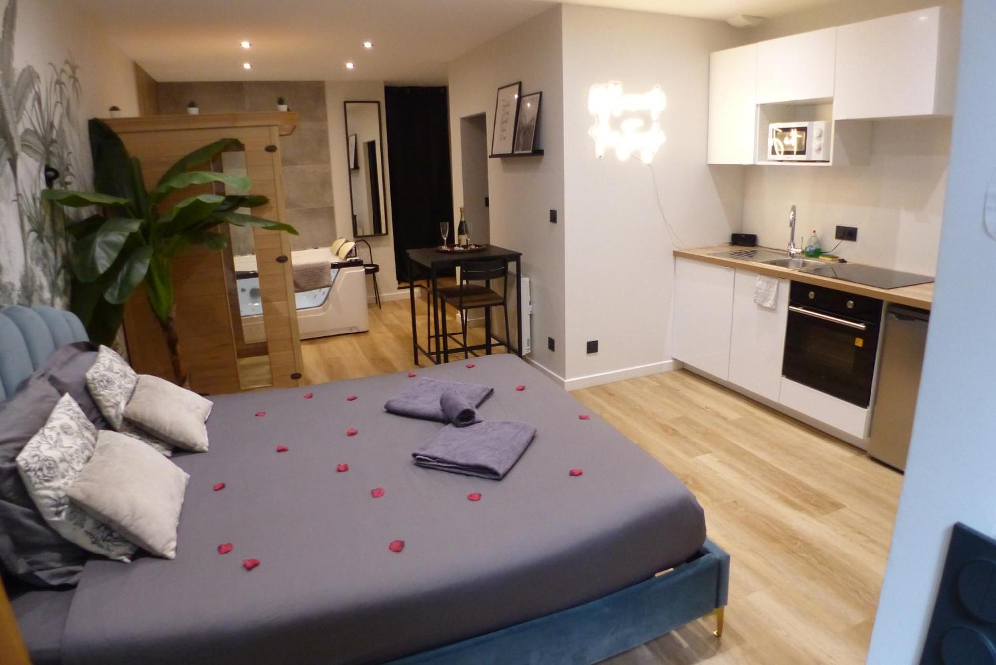 Appartement Balneotherapie Et Sauna Hyper Centre Nantes Exterior photo